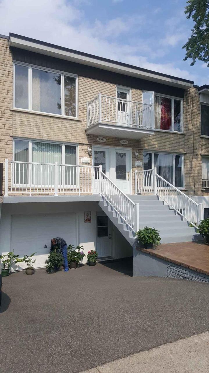 Aluminum railing manufacturing Montreal